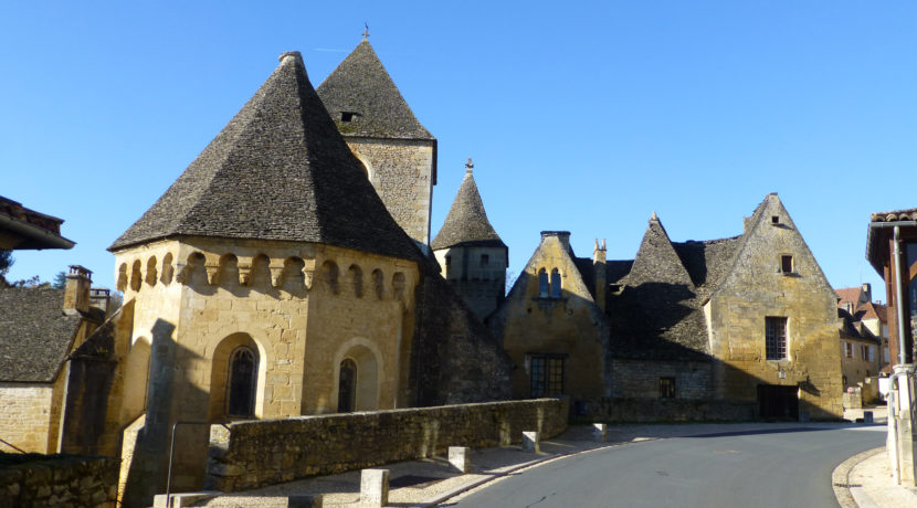 2015.12 228 - St-Geniès - Le château